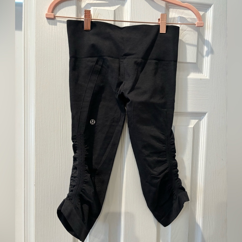 Lululemon - Picture 6 of 9